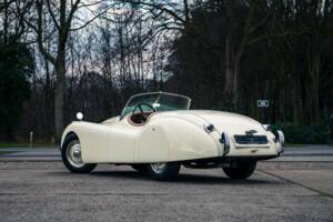 Image 15/45 of Jaguar XK 120 OTS (1950)