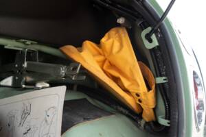 Bild 43/50 von Nissan Figaro (1991)