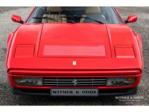 Bild 28/37 von Ferrari 328 GTS (1985)