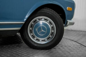 Bild 46/50 von Mercedes-Benz 280 SL (1969)
