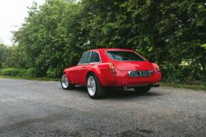 Image 39/50 of MG MGB GT V8 (1977)