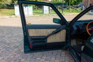 Bild 4/7 von Lancia Thema I.E. Turbo (1986)