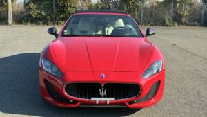 Image 2/54 of Maserati GranCabrio Sport (2015)