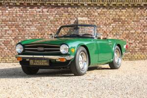 Immagine 9/50 di Triumph TR 6 (1976)