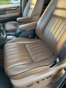 Bild 10/28 von Land Rover Range Rover 4.6 HSE (1998)