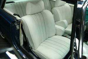 Bild 30/50 von Mercedes-Benz 280 SE 3,5 (1971)
