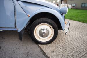 Image 32/38 de Citroën 2 CV 6 (1988)