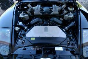 Image 31/50 de Aston Martin V12 Vanquish (2002)