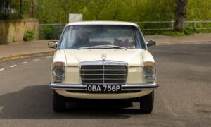 Afbeelding 6/40 van Mercedes-Benz 230 (1976)
