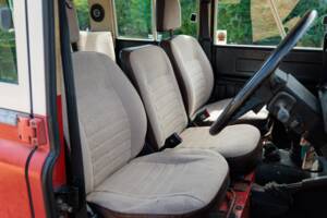 Image 18/50 de Land Rover Defender 110 (1983)