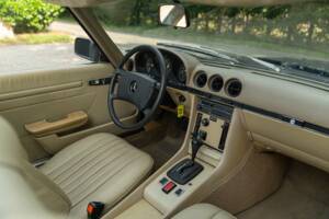 Image 37/50 de Mercedes-Benz 450 SL (1977)