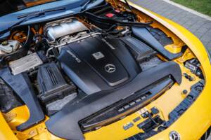 Bild 35/36 von Mercedes-AMG GT-S (2018)