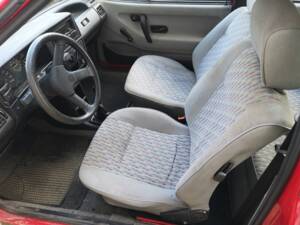 Afbeelding 8/12 van Volkswagen Polo II Hatchback 1.0 (1992)