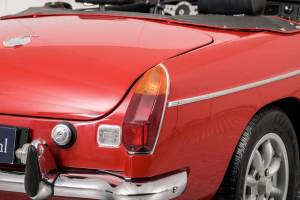 Afbeelding 33/50 van MG MGB (1973)