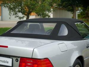 Image 43/50 of Mercedes-Benz SL 500 (1900)