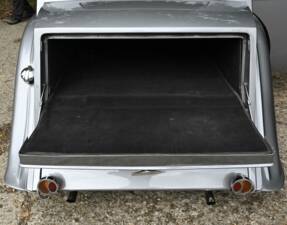 Image 49/50 of Alvis 4.3 Liter Saloon (1940)