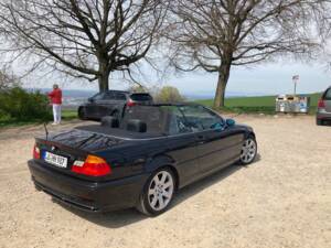 Imagen 3/7 de BMW 323Ci (2000)