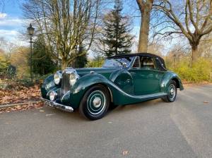 Image 5/50 of Lagonda V12 DHC (1939)