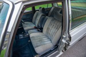 Immagine 14/34 di Mercedes-Benz 300 SEL 3.5 (1972)