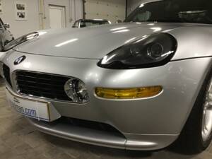 Image 19/25 of BMW Z8 (2002)