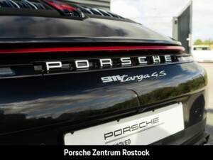 Obraz 29/32 pojazdu Porsche 911 Carrera 4S (1900)
