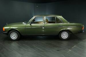 Bild 3/50 von Mercedes-Benz 300 D (1981)