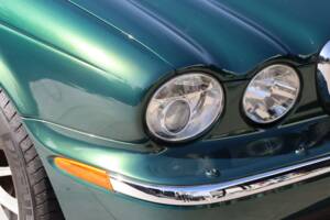 Imagen 35/50 de Jaguar XJ 8 4.2 (2006)