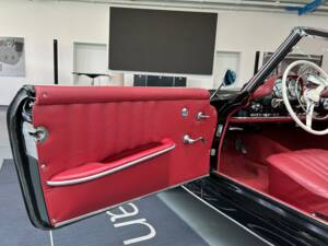 Image 9/38 de Mercedes-Benz 190 SL (1957)