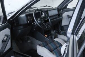 Image 20/50 of Lancia Delta HF Integrale (1988)
