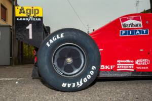 Image 15/85 of Ferrari 641 (1990)