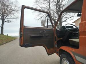 Immagine 12/43 di Volkswagen T3 Westfalia 1.6 (1981)