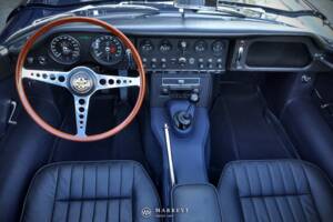 Image 52/80 de Jaguar Type E 4.2 (1966)