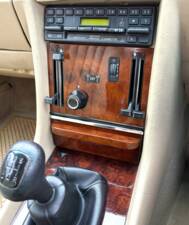 Immagine 7/14 di Mercedes-Benz 280 SL (1985)