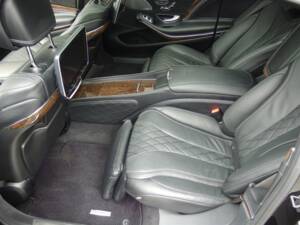Bild 60/99 von Mercedes-Benz Maybach S 500 (2015)