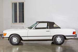 Image 3/30 of Mercedes-Benz 350 SL (1972)