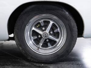 Bild 14/44 von MG MGB GT (1971)