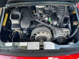 Image 17/19 of Porsche 911 Carrera (1995)