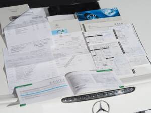 Immagine 28/49 di Mercedes-Benz SL 55 AMG (2006)