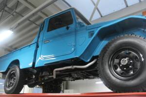 Bild 9/50 von Toyota Land Cruiser BJ 45 (1982)