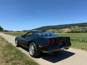 Bild 6/22 von Chevrolet Corvette (1989)
