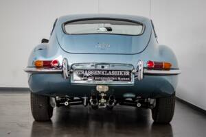 Bild 14/28 von Jaguar E-Type 4.2 (1965)