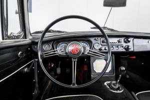 Bild 8/50 von MG MGB (1965)