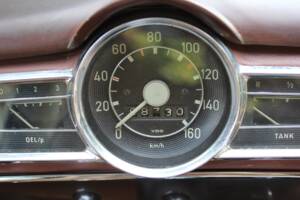 Image 28/50 of Mercedes-Benz 219 (1959)