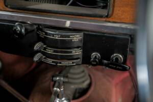Image 28/50 de Rover 100 (1962)