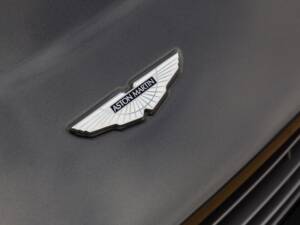 Bild 16/79 von Aston Martin V12 Vantage (2011)