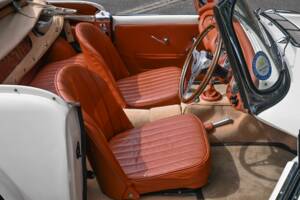Imagen 46/50 de Daimler SP 250 (1960)