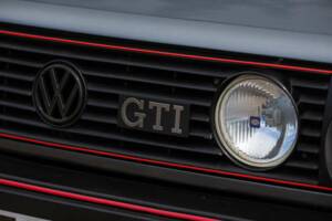 Bild 14/50 von Volkswagen Golf II GTi 1.8 (1986)