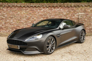 Image 1/50 de Aston Martin Vanquish (2017)