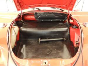Image 11/15 of Volkswagen Escarabajo 1303 (1973)