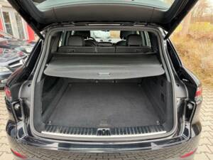 Bild 20/26 von Porsche Cayenne (2019)